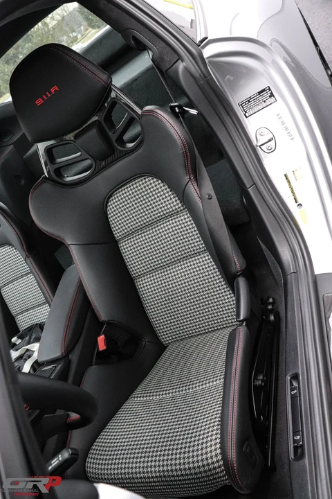 2016 Porsche 991 R - Image 9 of 9
