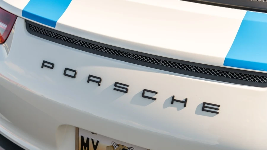 2016 Porsche 991 R - Image 16 of 21