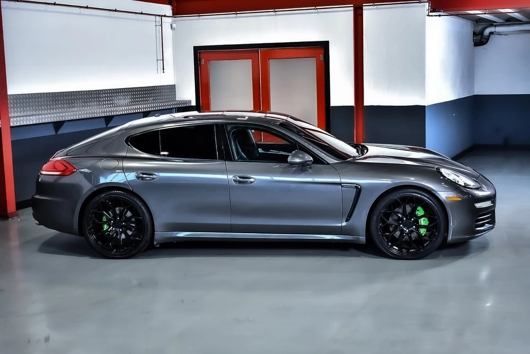 2016 Porsche 970 Panamera - Image 10 of 30