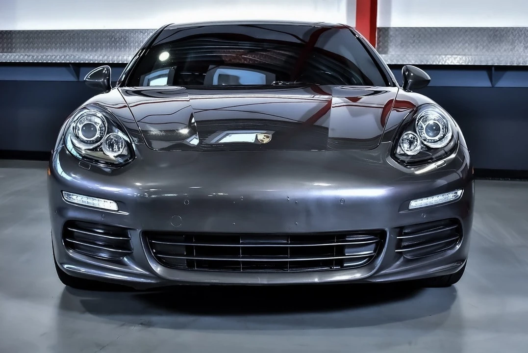 2016 Porsche 970 Panamera - Image 2 of 30