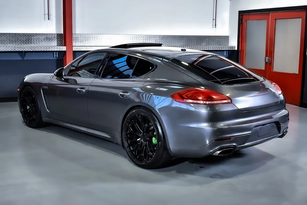 2016 Porsche 970 Panamera - Image 24 of 30