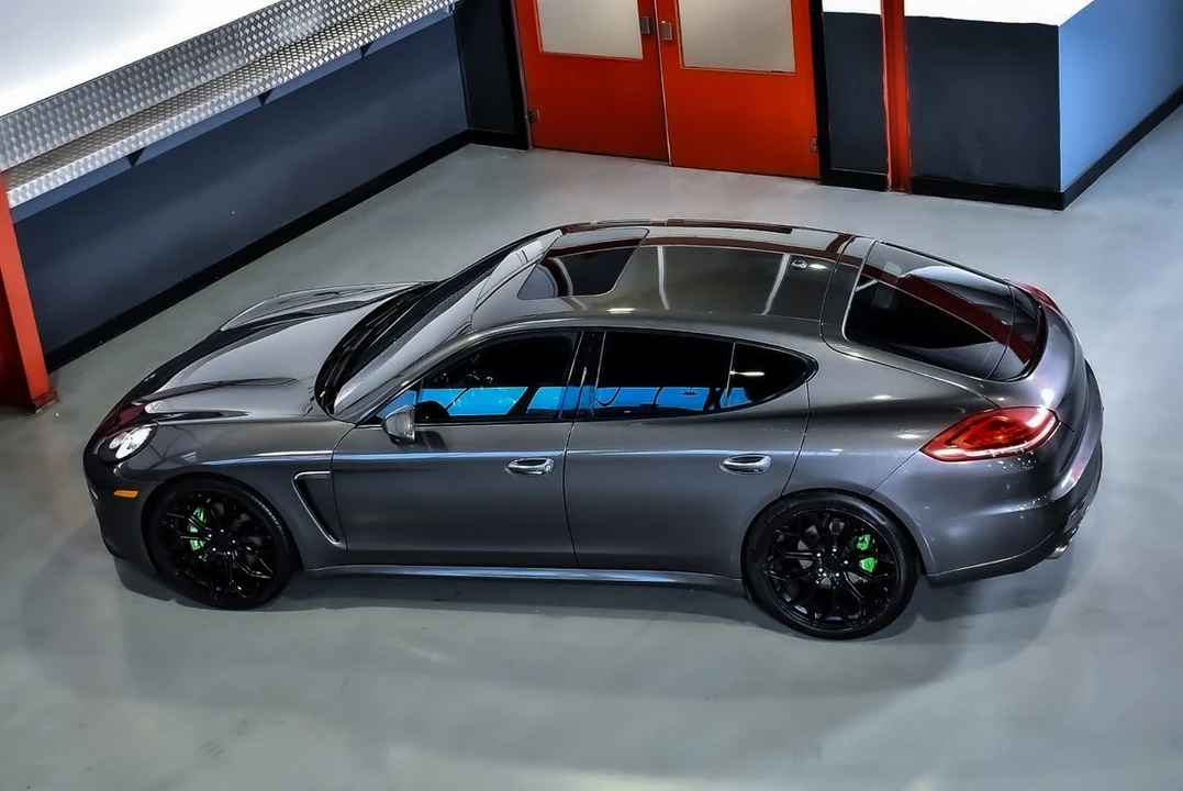 2016 Porsche 970 Panamera - Image 23 of 30