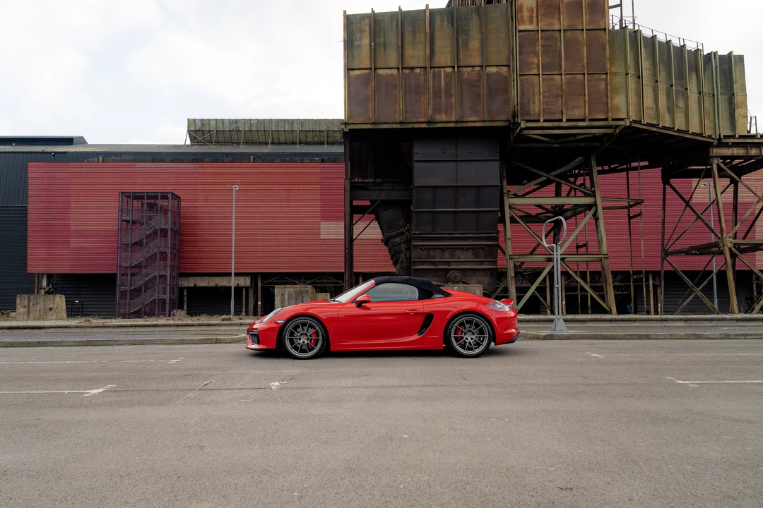 2016 Porsche 981 Boxster Spyder - Image 4 of 31