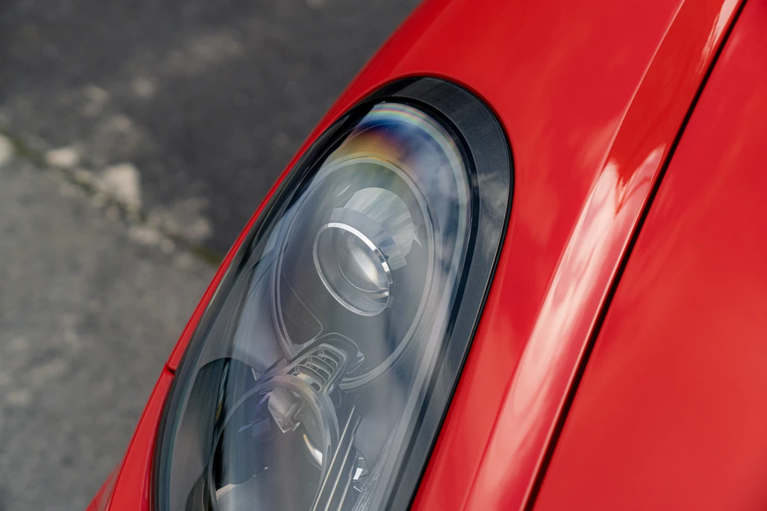 2016 Porsche 981 Boxster Spyder - Image 23 of 31