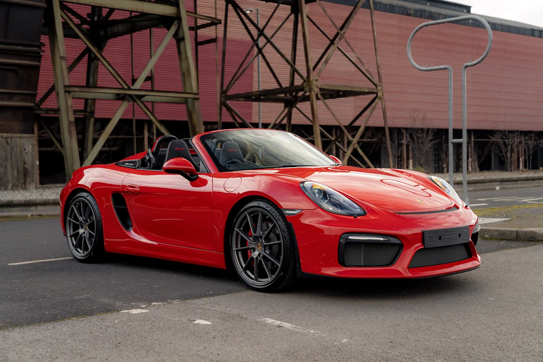 2016 Porsche 981 Boxster Spyder - Image 10 of 31