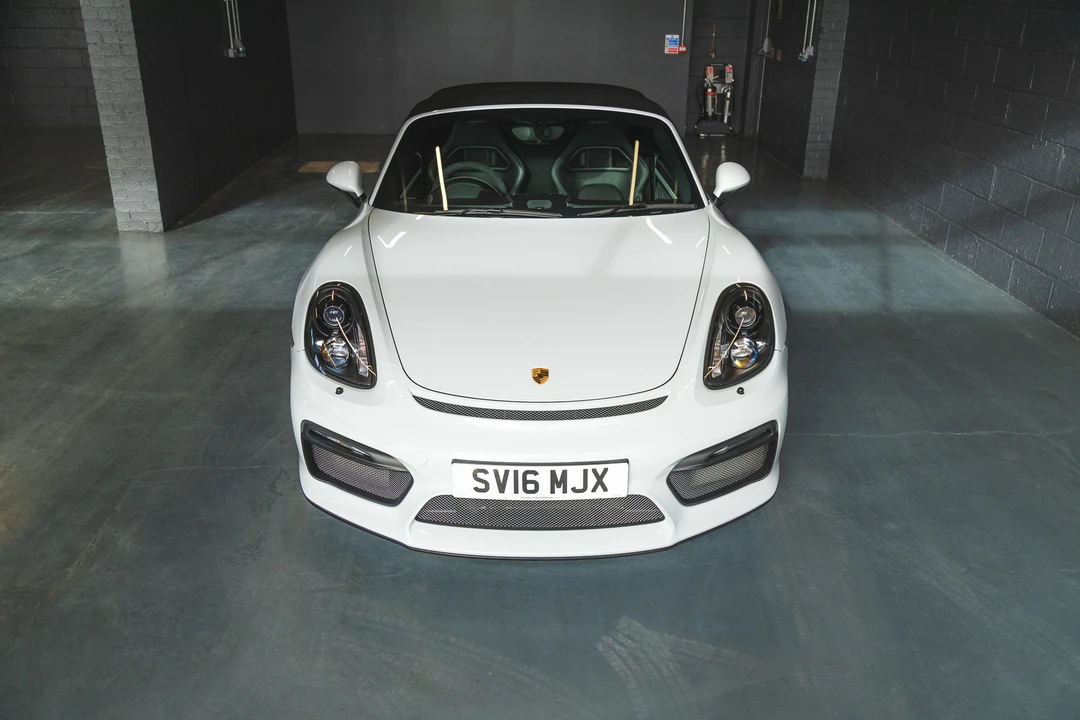 2016 Porsche 981 Boxster Spyder - Image 10 of 31
