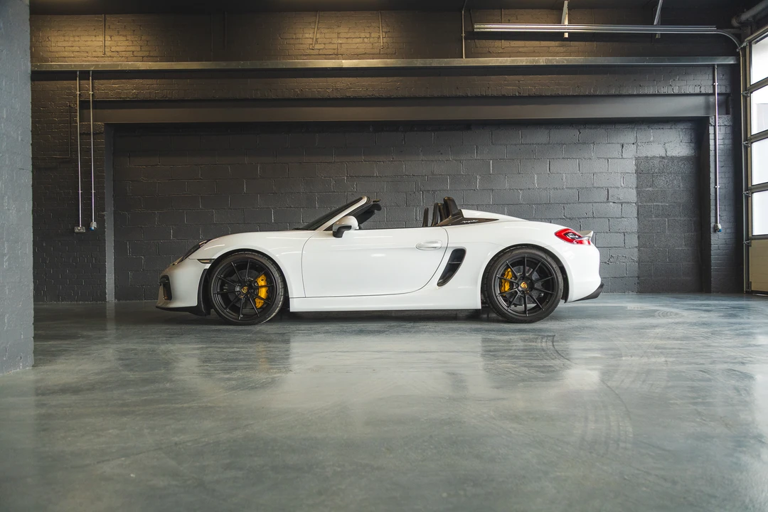 2016 Porsche 981 Boxster Spyder - Image 4 of 31