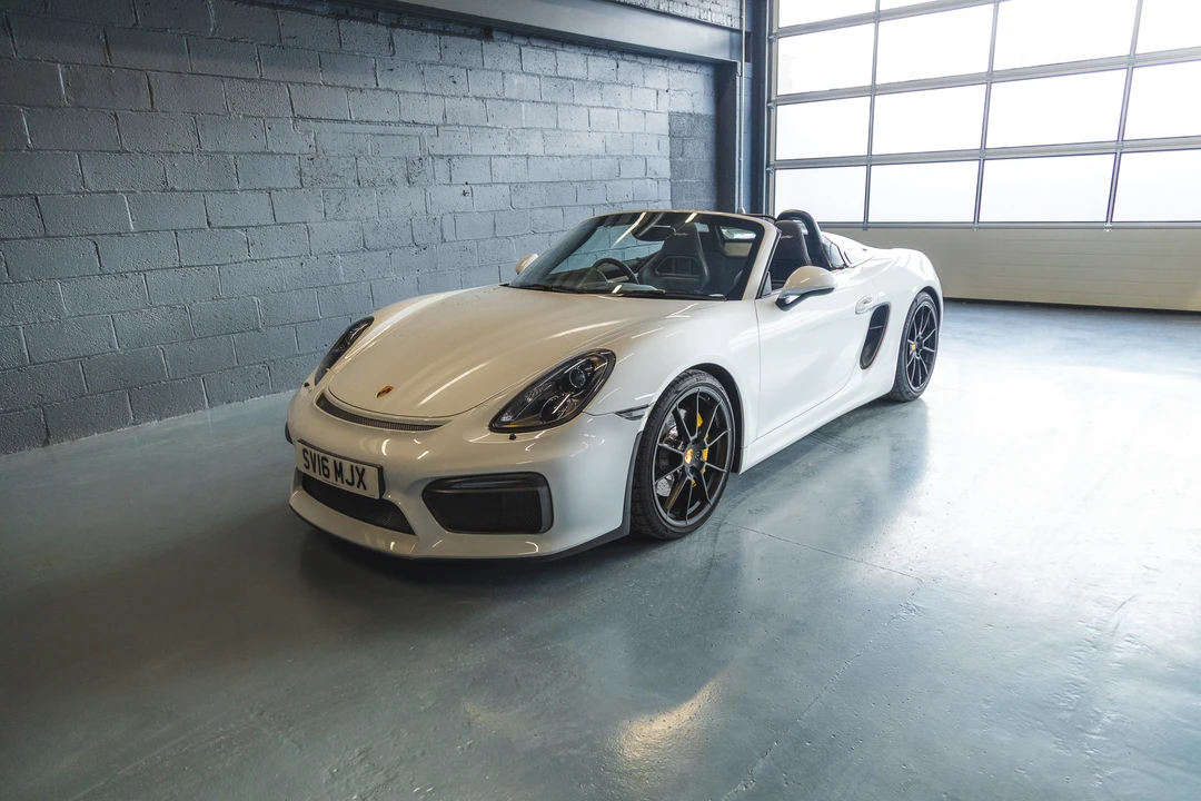 2016 Porsche 981 Boxster Spyder - Image 18 of 31