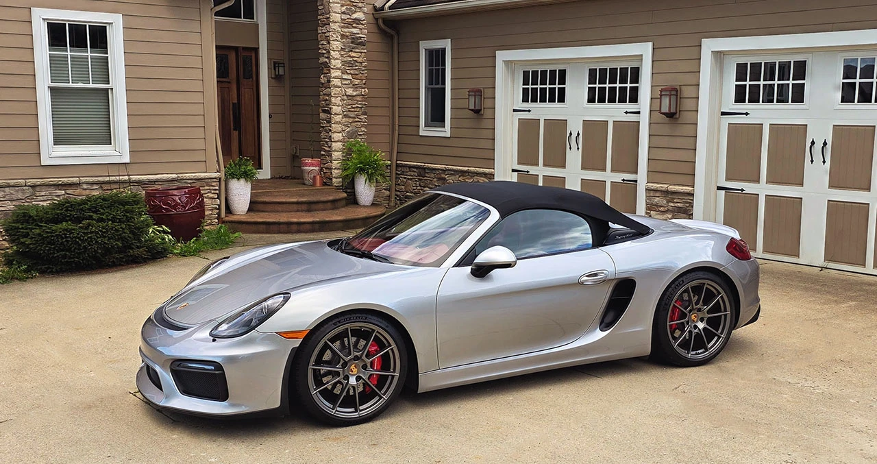 2016 Porsche 981 Boxster Spyder - Image 3 of 31
