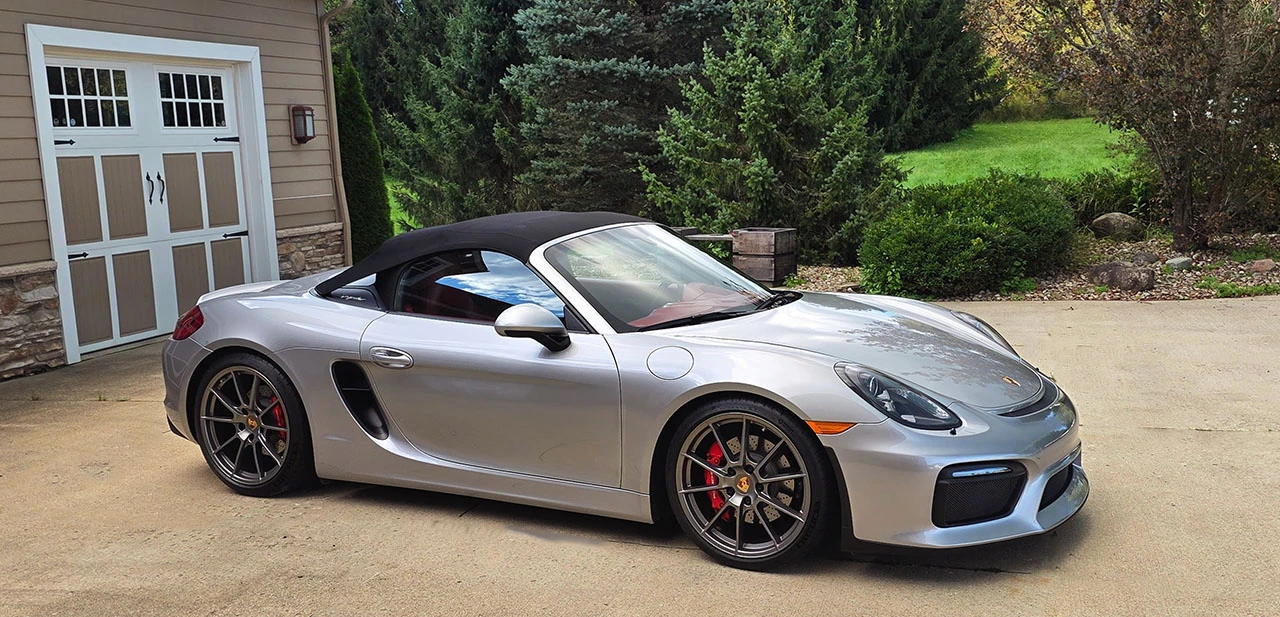 2016 Porsche 981 Boxster Spyder - Image 6 of 31