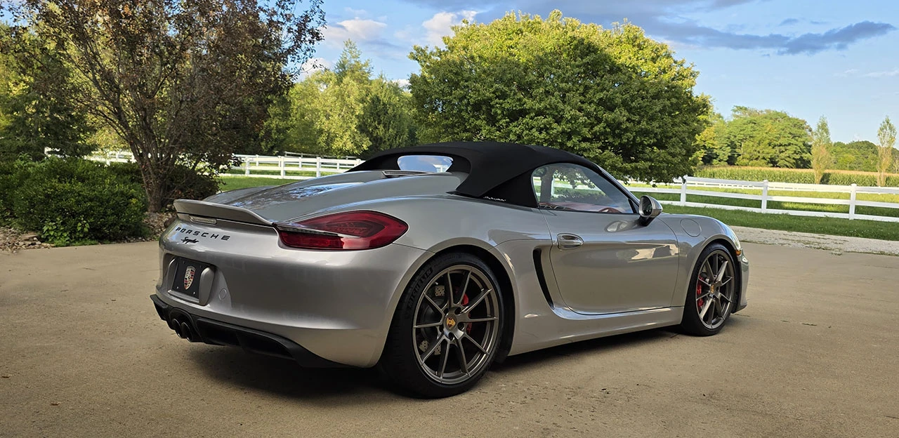 2016 Porsche 981 Boxster Spyder - Image 11 of 31