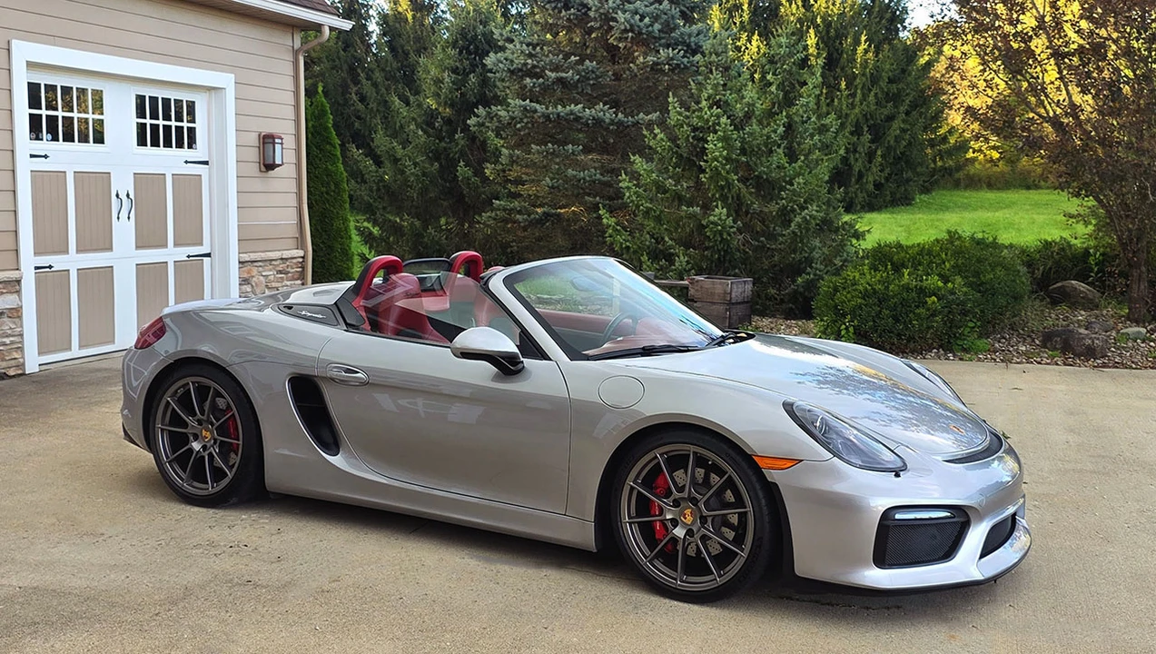 2016 Porsche 981 Boxster Spyder - Image 23 of 31