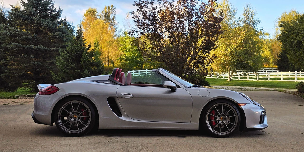 2016 Porsche 981 Boxster Spyder - Image 25 of 31
