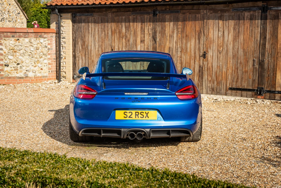 2016 Porsche 981 Cayman GT4 - Image 6 of 31