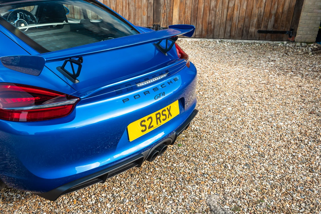 2016 Porsche 981 Cayman GT4 - Image 29 of 31