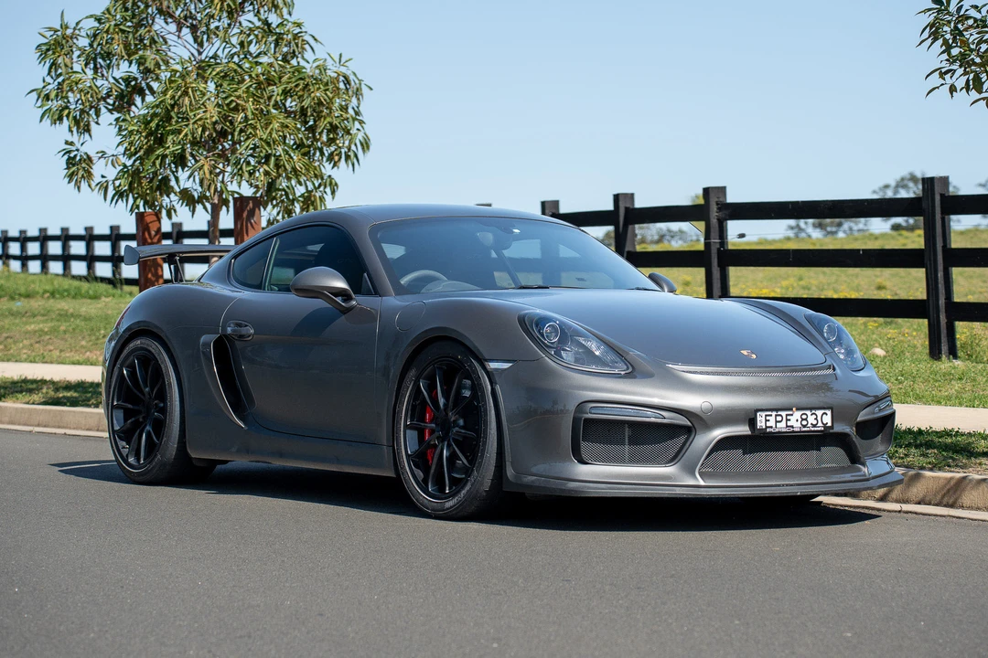2016 Porsche 981 Cayman GT4 - Image 3 of 31