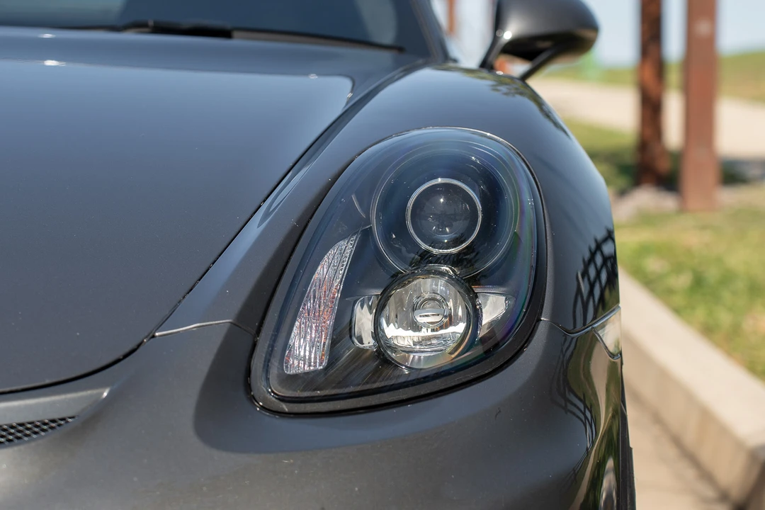 2016 Porsche 981 Cayman GT4 - Image 12 of 31