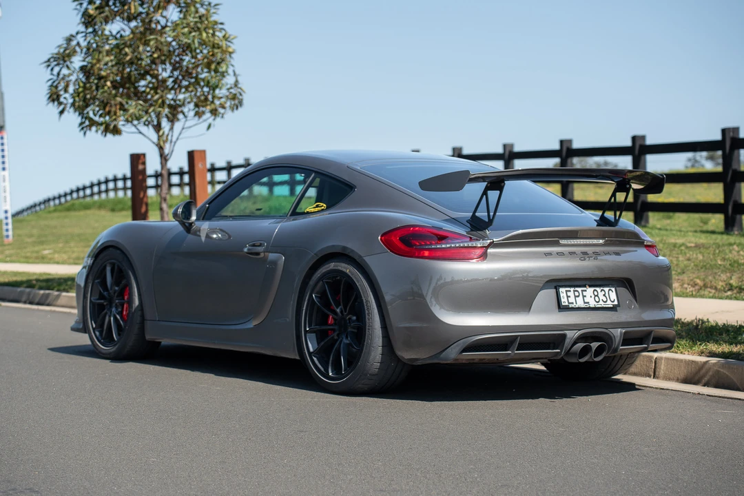 2016 Porsche 981 Cayman GT4 - Image 7 of 31