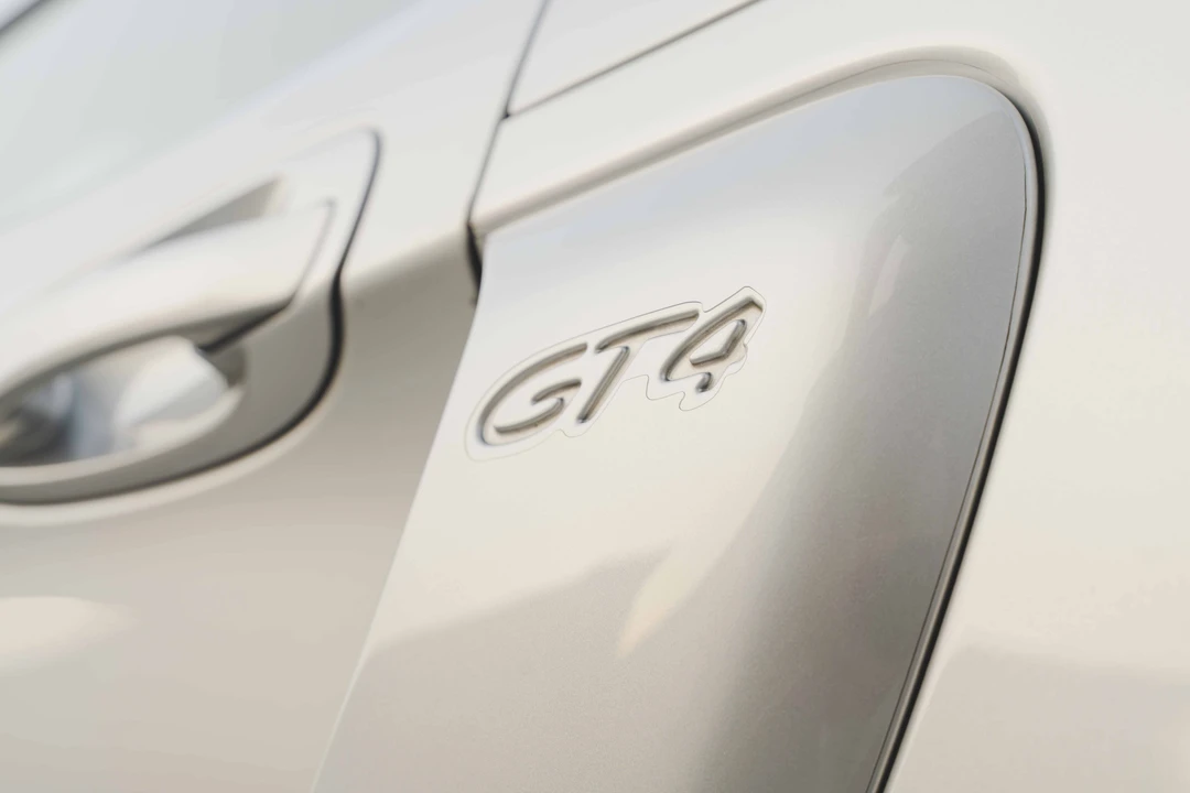 2016 Porsche 981 Cayman GT4 - Image 26 of 31