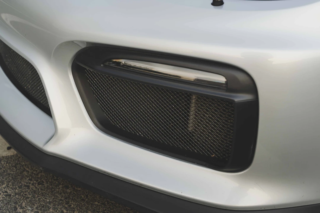 2016 Porsche 981 Cayman GT4 - Image 30 of 31