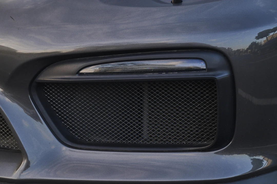 2016 Porsche 981 Cayman GT4 - Image 12 of 31
