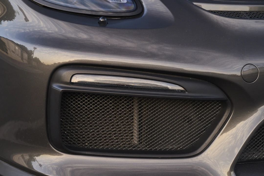 2016 Porsche 981 Cayman GT4 - Image 17 of 31