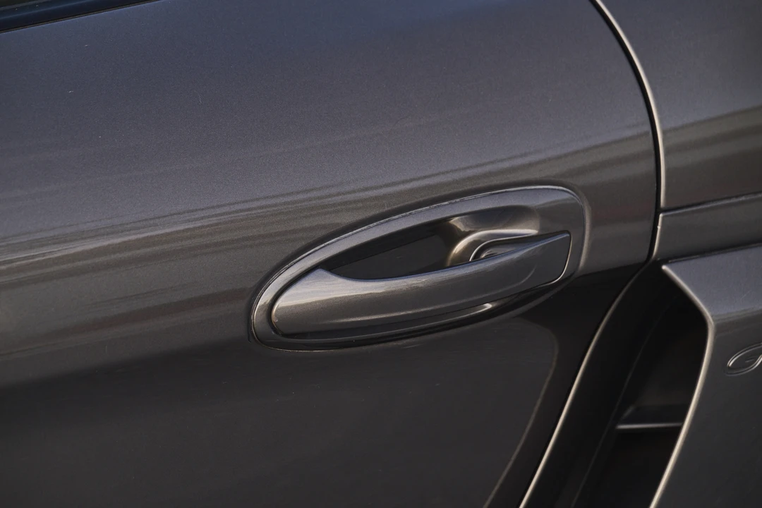 2016 Porsche 981 Cayman GT4 - Image 22 of 31