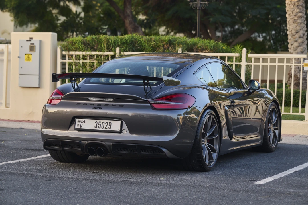 2016 Porsche 981 Cayman GT4 - Image 7 of 31