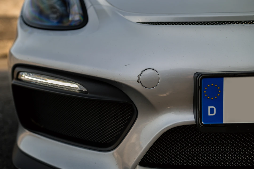 2016 Porsche 981 Cayman GT4 - Image 30 of 31