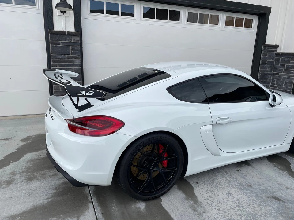 2016 Porsche 981 Cayman GT4 - Image 2 of 27