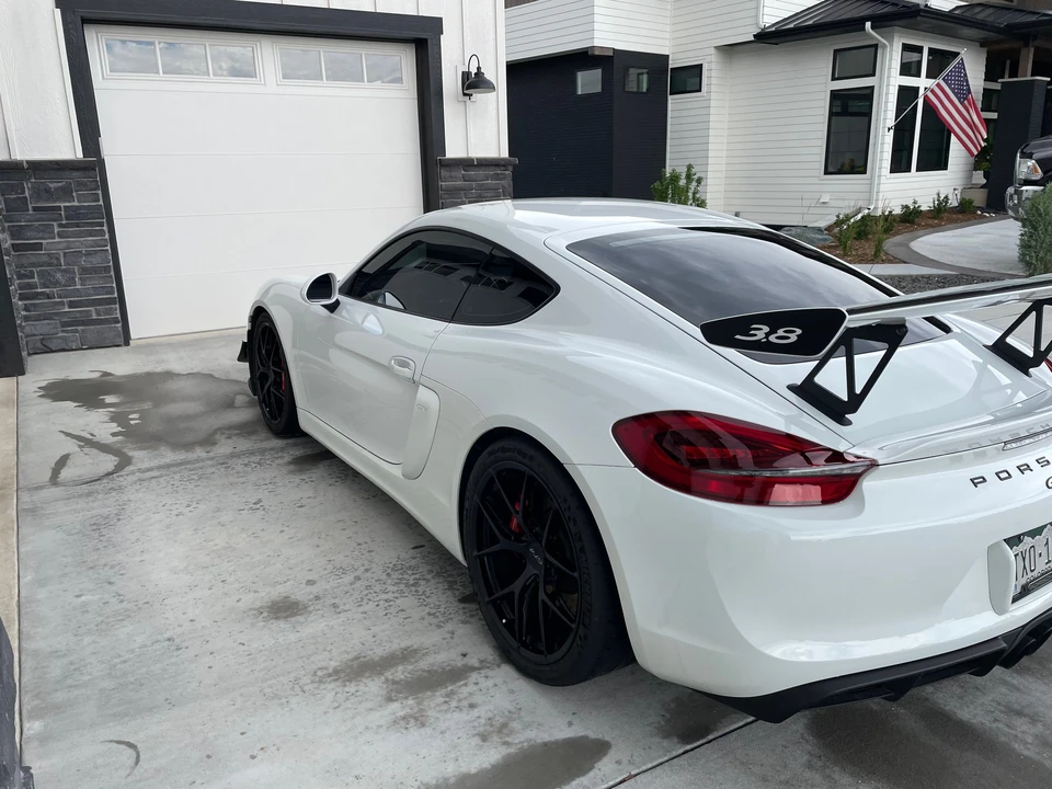 2016 Porsche 981 Cayman GT4 - Image 4 of 27