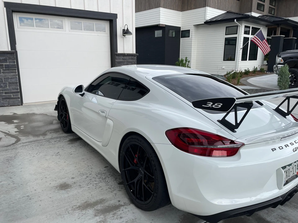 2016 Porsche 981 Cayman GT4 - Image 5 of 27