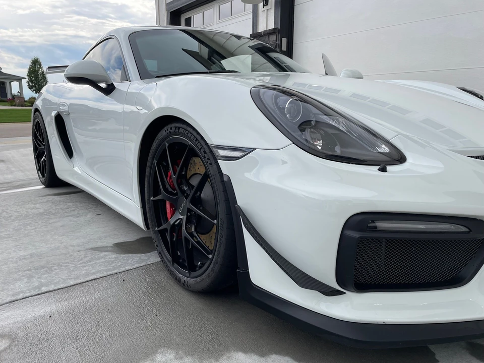 2016 Porsche 981 Cayman GT4 - Image 24 of 27