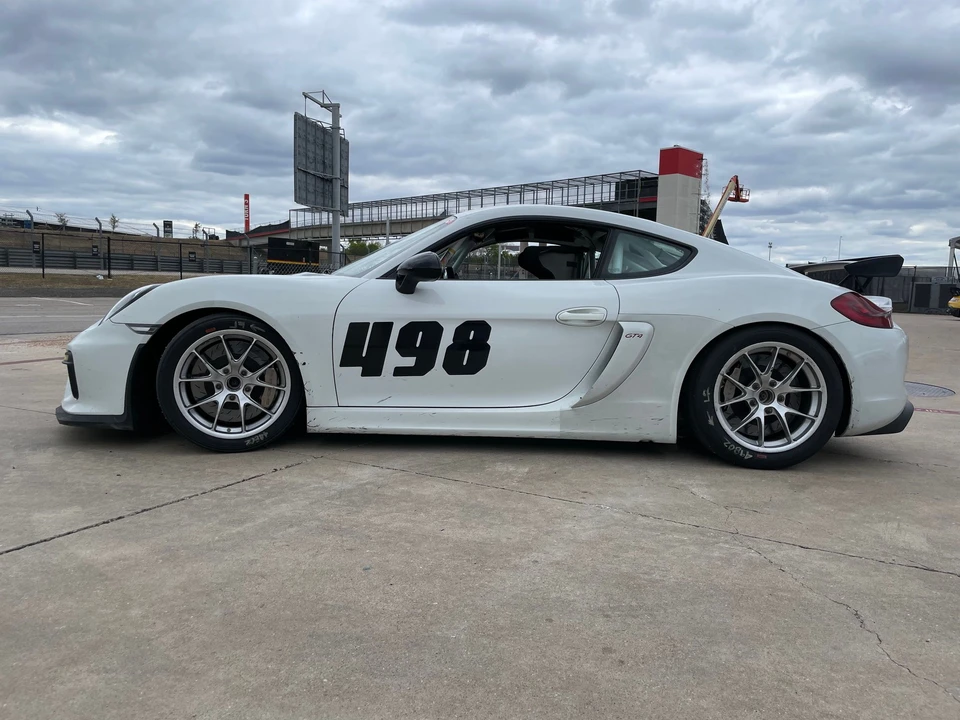2016 Porsche 981 Cayman GT4 Clubsport - Image 9 of 28