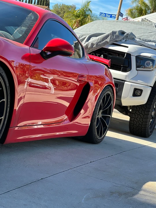2016 Porsche 981 Cayman GT4 - Image 2 of 12