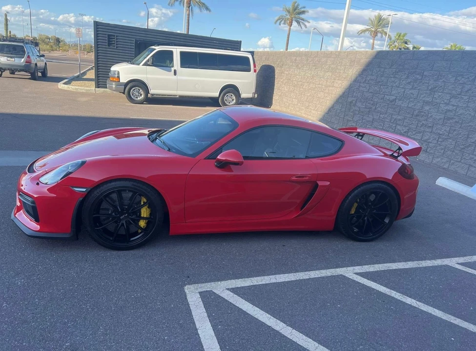 2016 Porsche 981 Cayman GT4 - Image 10 of 12
