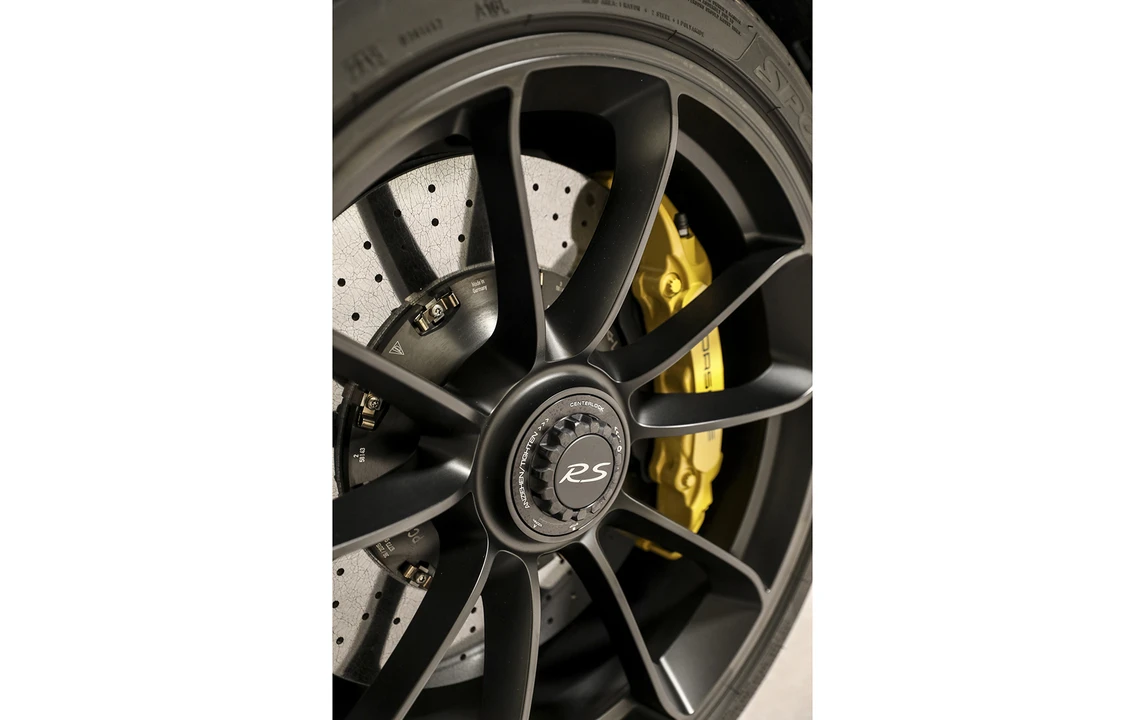 2016 Porsche 991 GT3 RS - Image 22 of 24