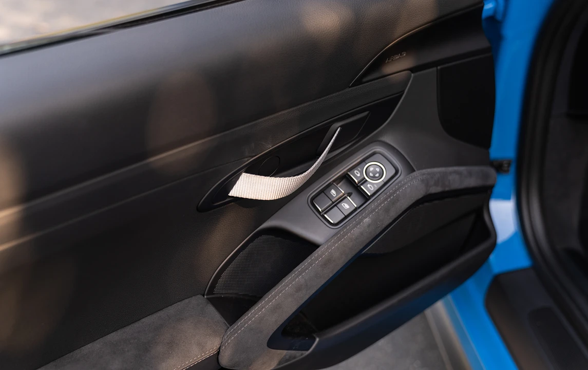 2016 Porsche 991 GT3 RS - Image 19 of 29