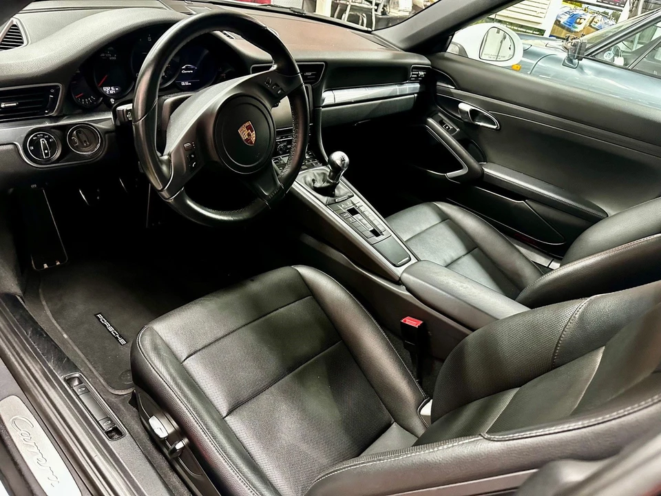 2016 Porsche 991 Carrera - Image 3 of 3