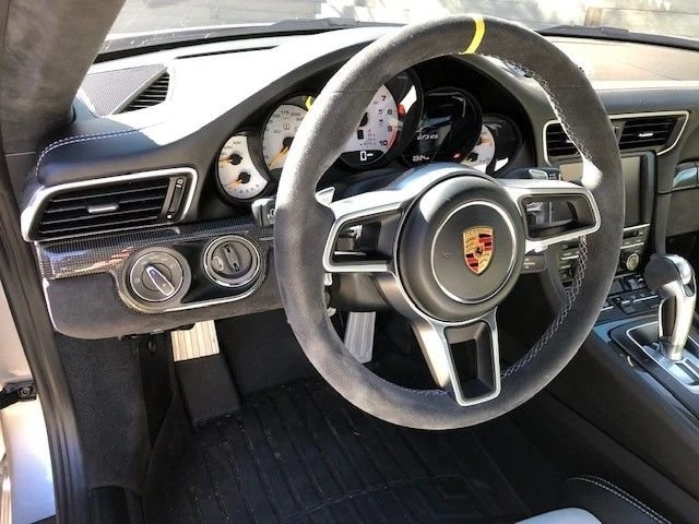 2016 Porsche 991 GT3 RS - Image 27 of 31