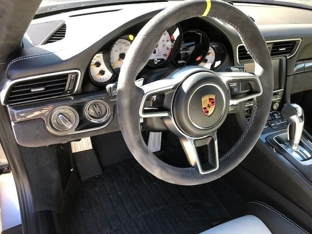 2016 Porsche 991 GT3 RS - Image 28 of 31