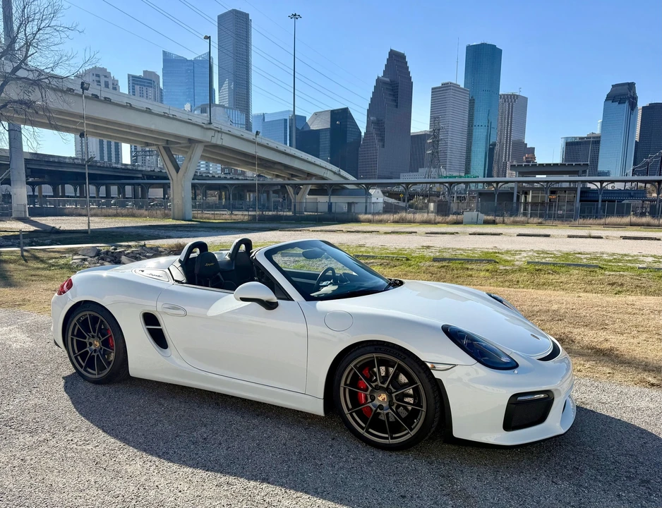2016 Porsche 981 Boxster Spyder - Image 2 of 12
