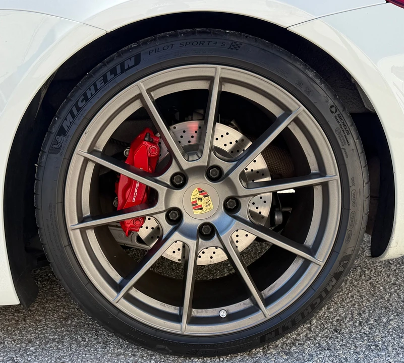 2016 Porsche 981 Boxster Spyder - Image 7 of 12