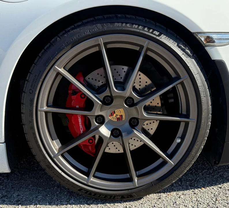 2016 Porsche 981 Boxster Spyder - Image 9 of 12