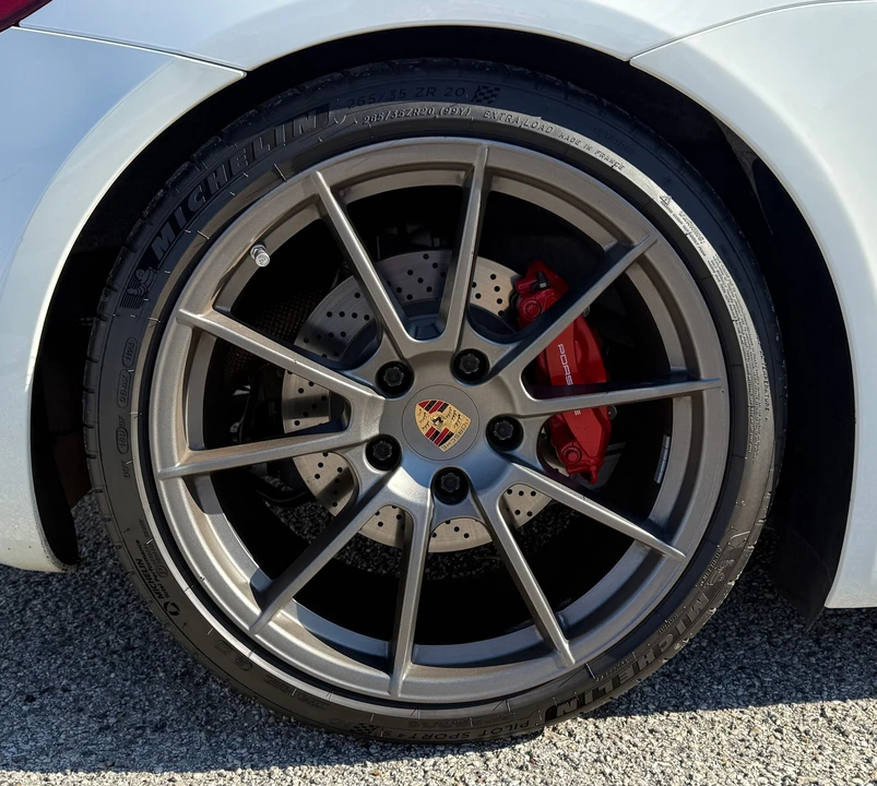 2016 Porsche 981 Boxster Spyder - Image 10 of 12