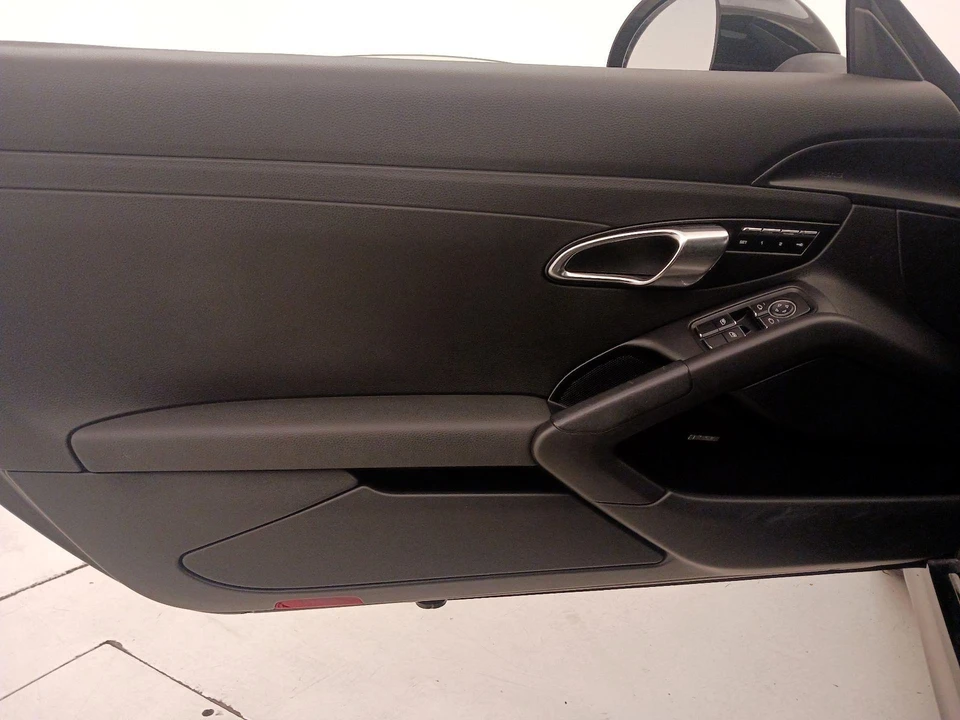 2016 Porsche 981 Boxster - Image 13 of 23