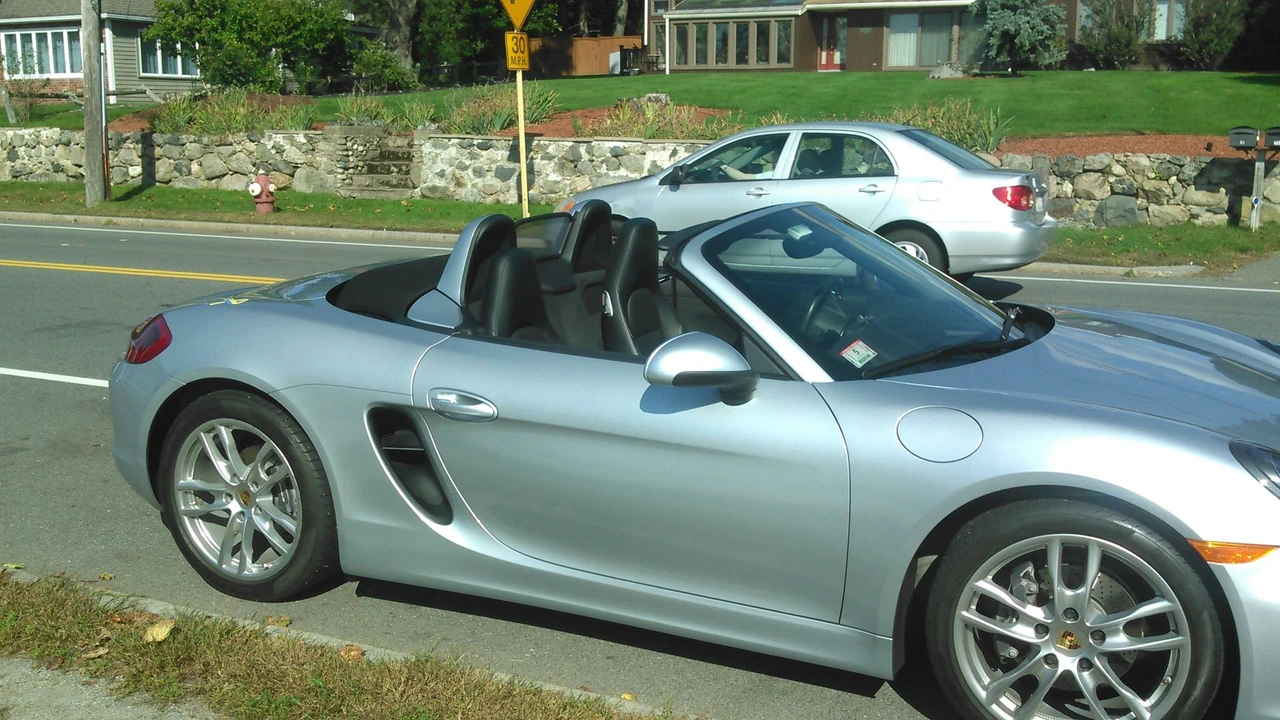 2016 Porsche 981 Boxster - Image 3 of 4