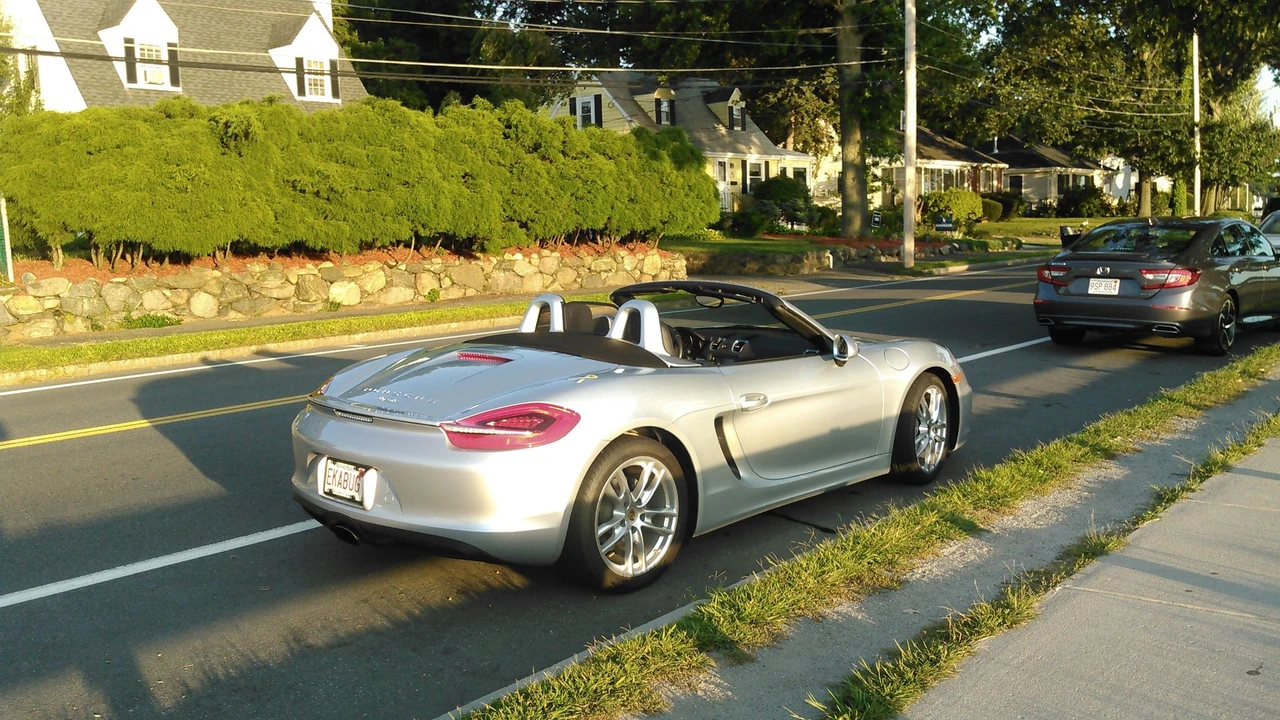 2016 Porsche 981 Boxster - Image 4 of 4