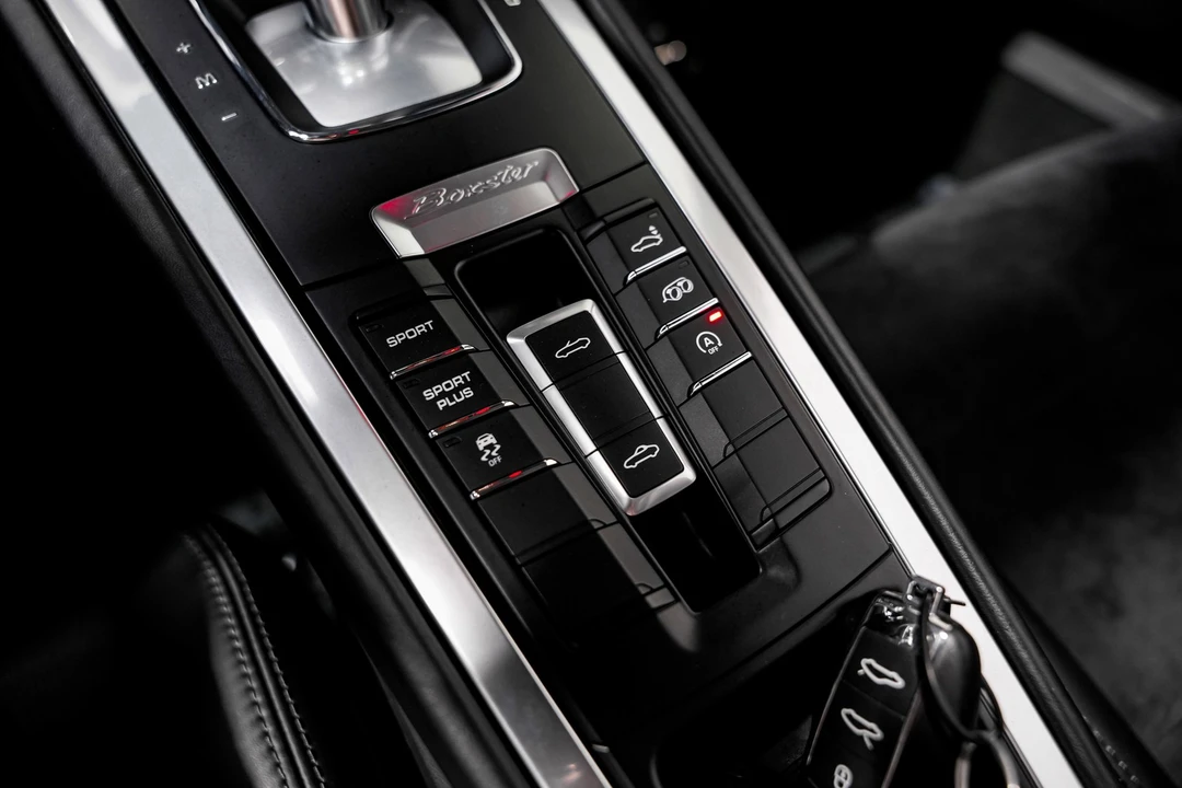 2016 Porsche 981 Boxster GTS - Image 15 of 21