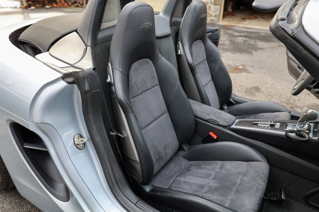 2016 Porsche 981 Boxster GTS - Image 13 of 16